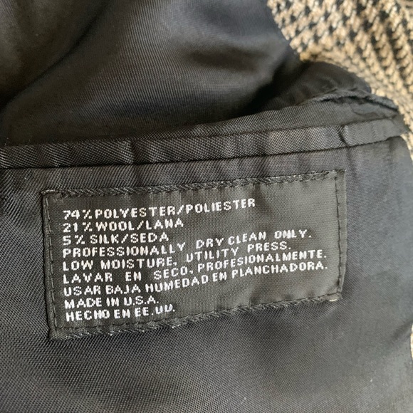 Mens Suit - Picture 4 of 4